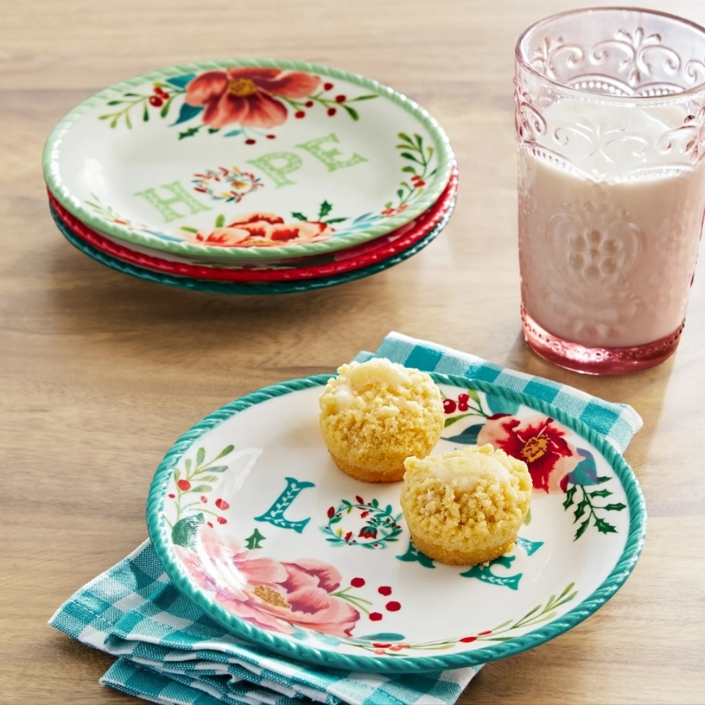 🎄 New Pioneer Woman Merry Meadow Assorted 7.3 Inch Appetizer Plates Set